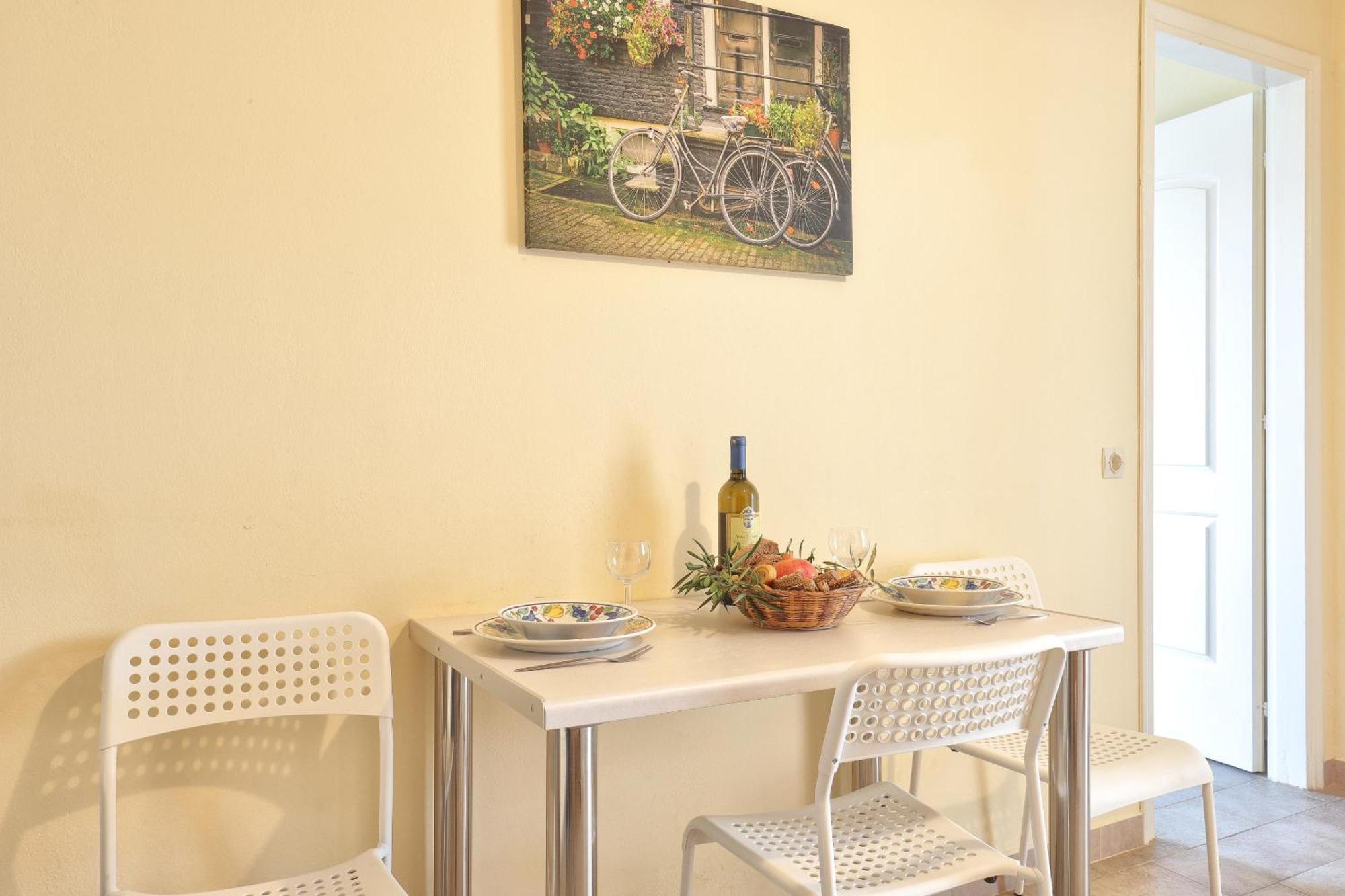 Aria Apartment Lakithra Phòng bức ảnh